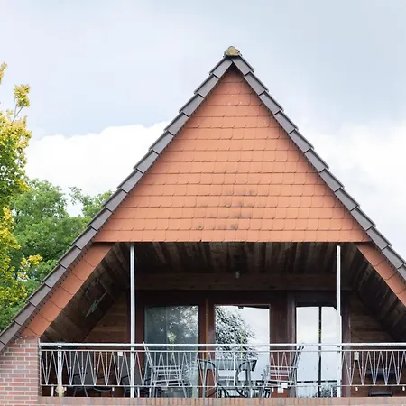 An Der Eichenallee, 35200 *