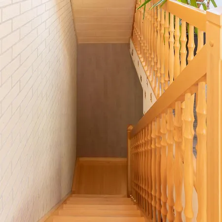 An Der Eichenallee, 35200 Apartman *