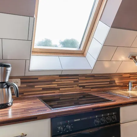 Apartman An Der Eichenallee, 35200 *