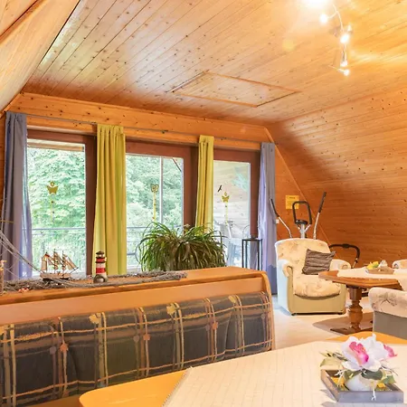 An Der Eichenallee, 35200 Apartman *