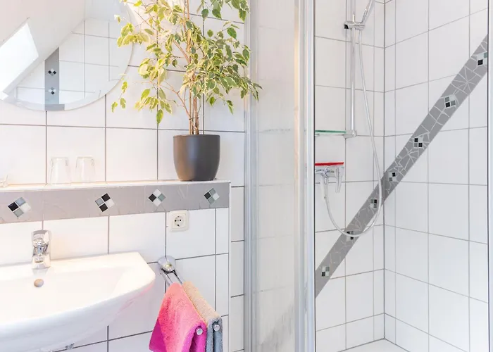 An Der Eichenallee, 35200