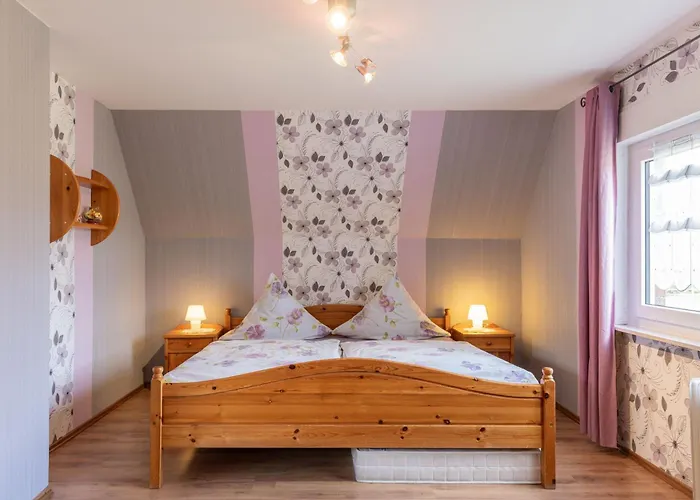 شقة An Der Eichenallee, 35200 *